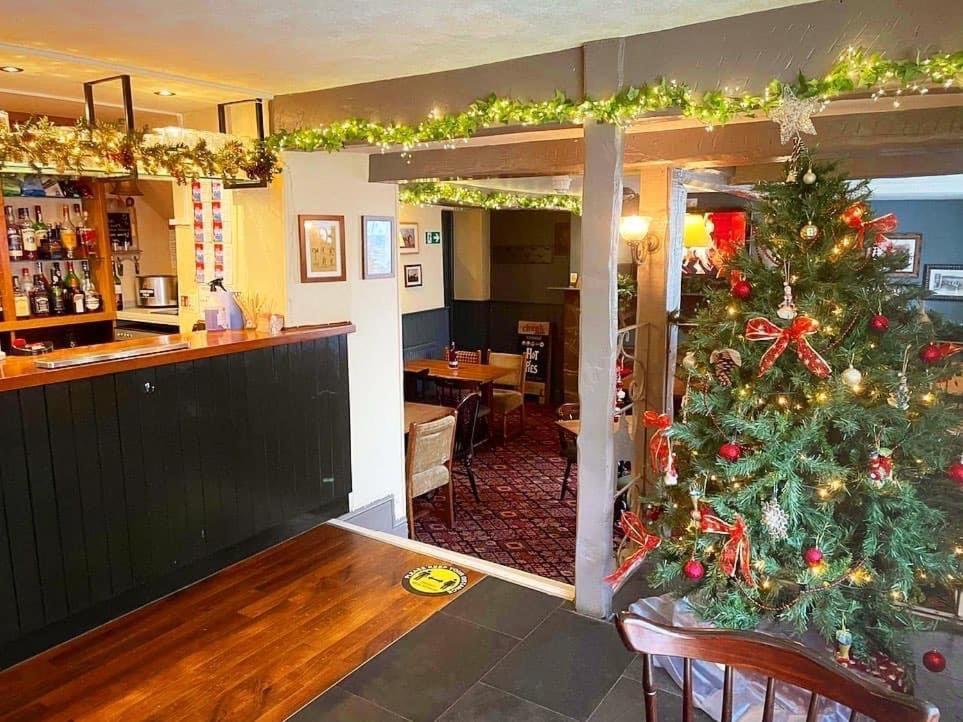 The Coach And Horses Inn 쳅스토 외부 사진